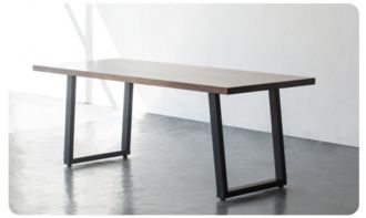 杂乱拥挤的卧室书桌变身理想的工作环境